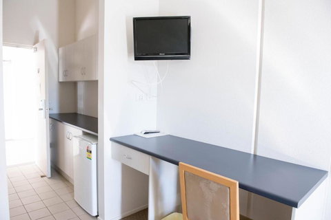 Capella Coach Inn - Darwin Holiday 3