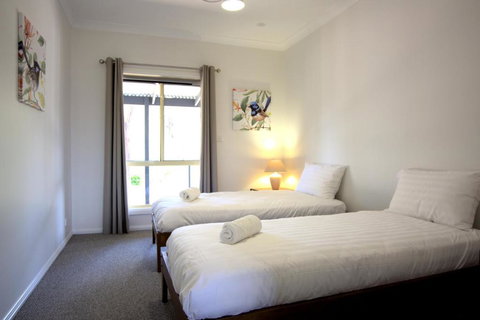 Capertee National Park Cottages - Darwin Holiday 4