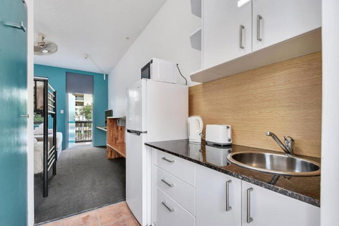 Capitanos - Darwin Holiday 3