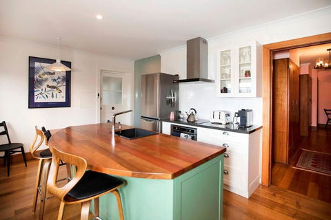 Caradi Apartment - Inner City Retreat - Darwin Holiday 0