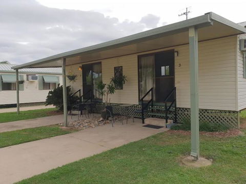 Carmila Caravan Park & Cabins - Darwin Holiday 2