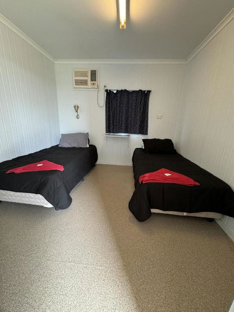 Carmila Hotel - Darwin Holiday 2