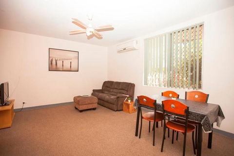 Carnarvon Central Apartments - Darwin Holiday 2