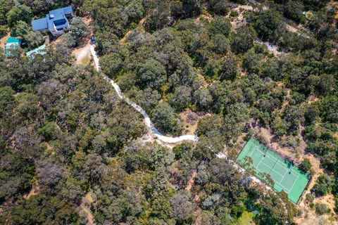 Carpe Vino - Quiet Bushland Home, Margaret River - Darwin Holiday 4