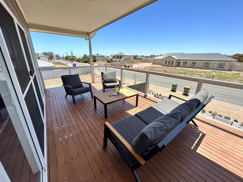 Casa De Praia - Entire Home - North Beach - Darwin Holiday 4