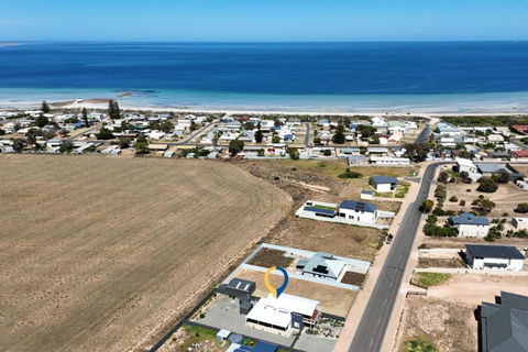 Casa De Praia - Entire Home - North Beach - Darwin Holiday 0