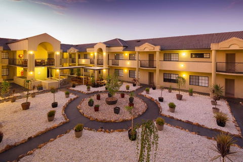 Canberra Parklands Central Apartment Hotel Official - Darwin Holiday 4