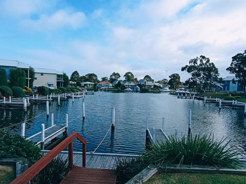 Captains Cove 1st Floor Spa Luxury Apartments - Free Netflix - Darwin Holiday 2