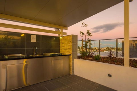 Central Mermaid Beach Casa - Darwin Holiday 0