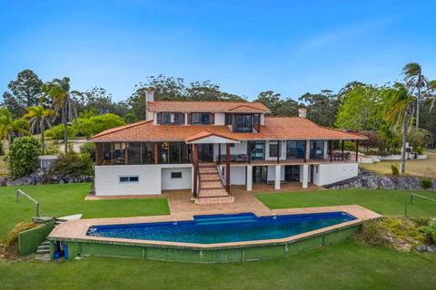 Casa Del Rio - LJHooker Yamba - Darwin Holiday 0