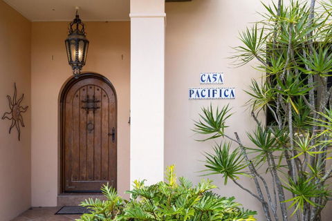 Casa Pacifica - Luxury Waterfront Villa Escape! - Darwin Holiday 3