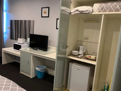 Casey On Princes Motel - Darwin Holiday 4