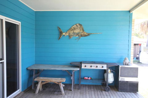 CASTAWAY BEACH HOUSE- NO Parties - NO Pets - Darwin Holiday 4