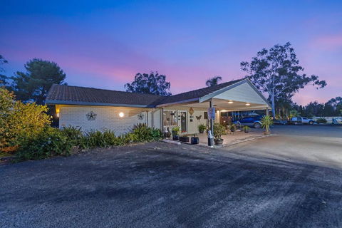 Castlereagh Motor Inn - Darwin Holiday 4