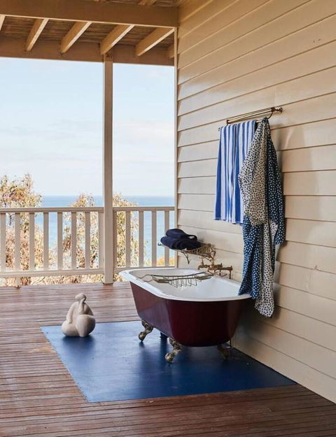 Cathedral Rock Lookout - A Dreamy Beachfront Stay - Darwin Holiday 3