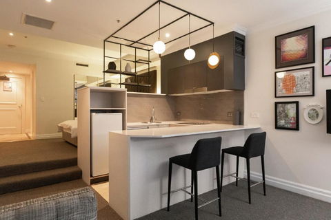 CBD Executive Apartment Right By The Harbour - Darwin Holiday 2