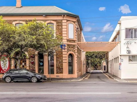 CBD Premium Location Studio - Darwin Holiday 0
