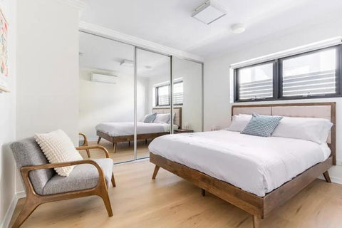 CBD Stylish 1bed1bath Modern Apartment W Parking - Darwin Holiday 2
