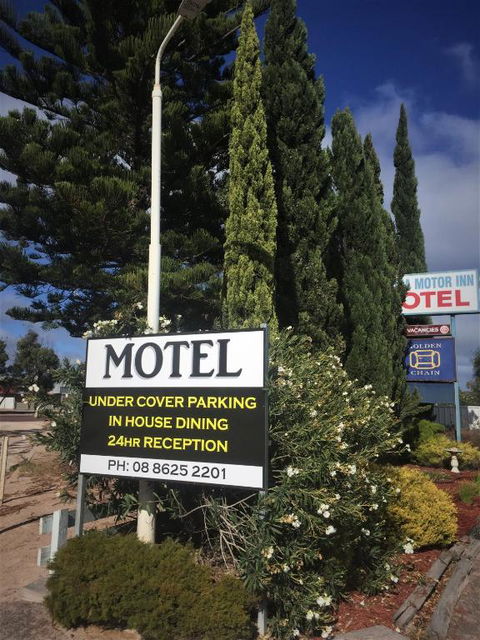 Ceduna Motor Inn - Darwin Holiday 1