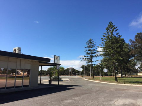 Ceduna Motor Inn - Darwin Holiday 4