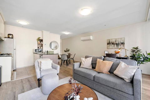 Central 1BR Southbank Apartment - Darwin Holiday 0
