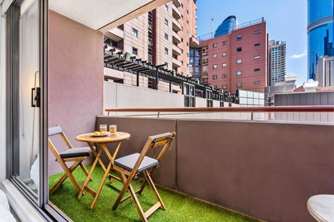 Central City Chic - Sleeps 6, Free Parking - Darwin Holiday 2