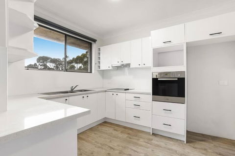 Central Cronulla Apartment Nestled In The Treetops - Darwin Holiday 2
