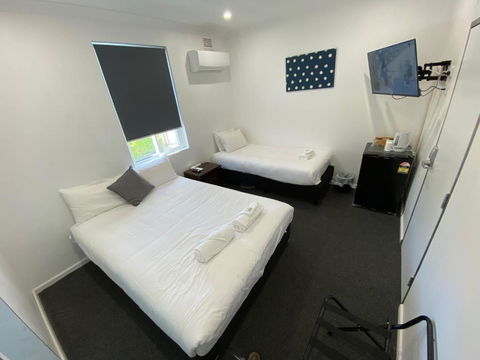 Central Motel Mudgee - Darwin Holiday 2