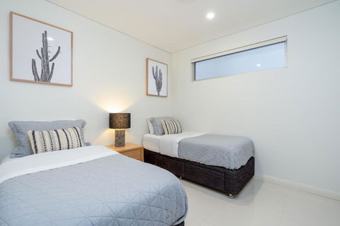 CENTRAL NO 5 LUXURY APARTMENT - Darwin Holiday 3
