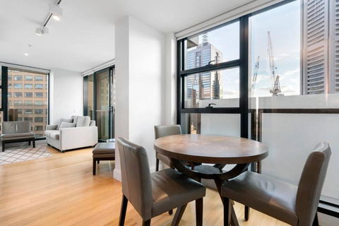 Central Sky High Living On Little Collins - Darwin Holiday 3