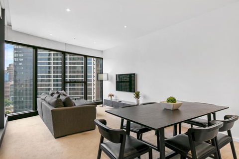 Central Southbank Apt W Stunning City Views & Pool - Darwin Holiday 4