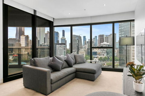 Central Southbank Apt W Stunning City Views & Pool - Darwin Holiday 0