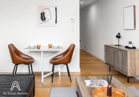 Central Stylish 1 Bedroom With Balcony And Air-con - Darwin Holiday 2