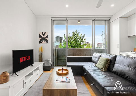 Central Stylish 1 Bedroom With Balcony And Air-con - Darwin Holiday 0