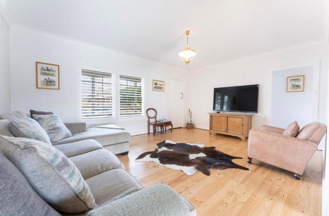 Centrally Located At Joffs Beach House WiFi - Darwin Holiday 4