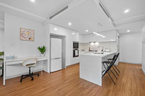 Centrally Located Pymble Apartment - Darwin Holiday 4