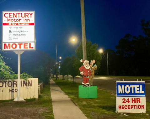 Century Motor Inn, Finley - Darwin Holiday 1