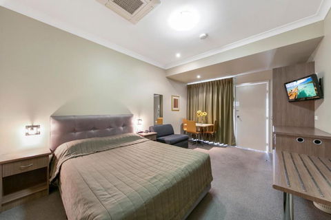 Cessnock Motel - Darwin Holiday 2