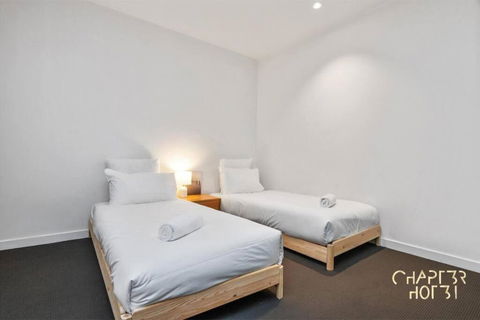 Chapter 3 Rose Land, Melbourne - Darwin Holiday 4