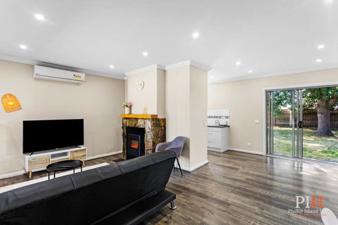 Charming 3 Bdr Near Town Centre - Darwin Holiday 1