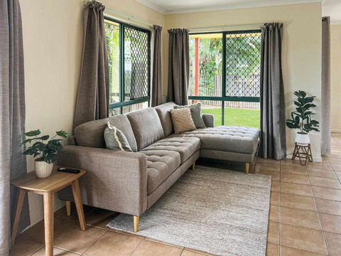 Charming 3-Bedroom 2-Bathroom Townhouse - Darwin Holiday 0