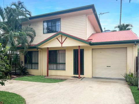 Charming 3-Bedroom 2-Bathroom Townhouse - Darwin Holiday 2