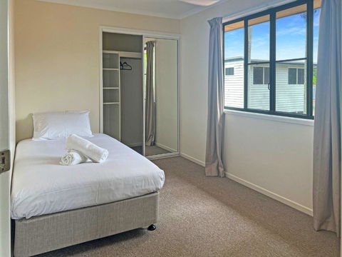 Charming 3-Bedroom 2-Bathroom Townhouse - Darwin Holiday 4