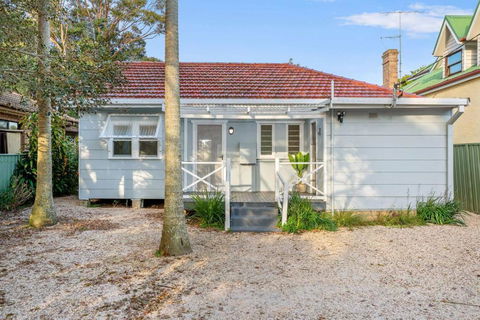 Charming Cottage By The Water Pet Friendly WoyWoy - Darwin Holiday 3