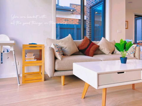 Casey Green Townhouse By GoodLive - Darwin Holiday 0