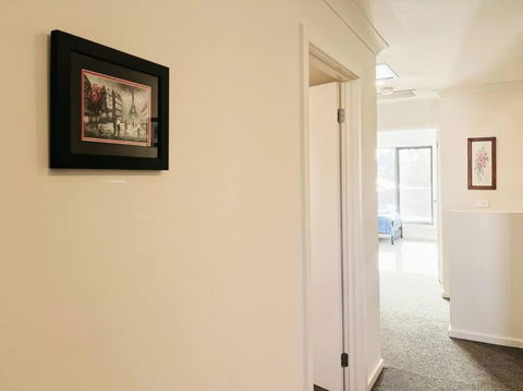 Casey Green Townhouse By GoodLive - Darwin Holiday 3