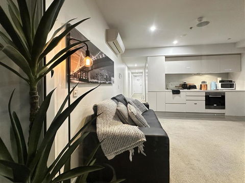 CBD Sky View Apartment - Darwin Holiday 4