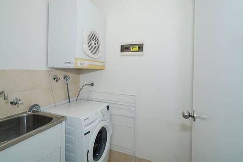 Classic East Perth - Close To Optus Stadium - Darwin Holiday 4