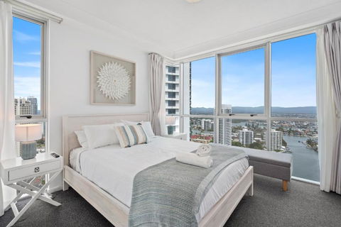 Chevron Renaissance Stunning Apartment 29FL Sleeps 6 - Optimise BNB - Darwin Holiday 2