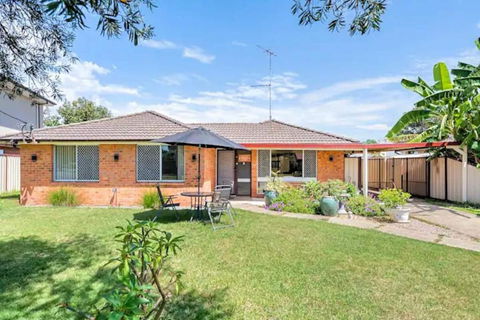 Cheerful 3 Bedroom House With Free Parking - Darwin Holiday 0